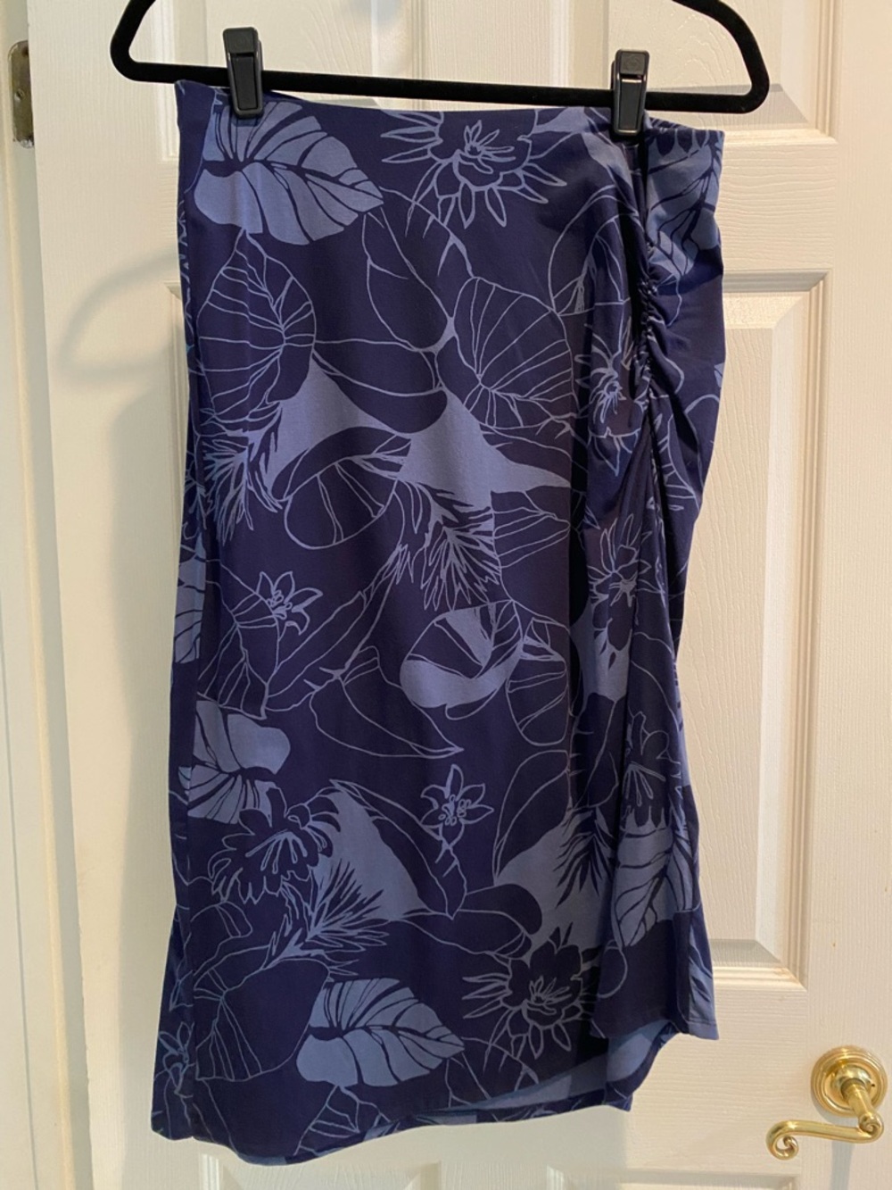 Patagonia Navy and Light Blue Floral Skirt
